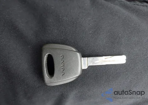 2004 Volvo S60 2.5T z USA, uszkodzony, nr VIN YV1RS59V042385772